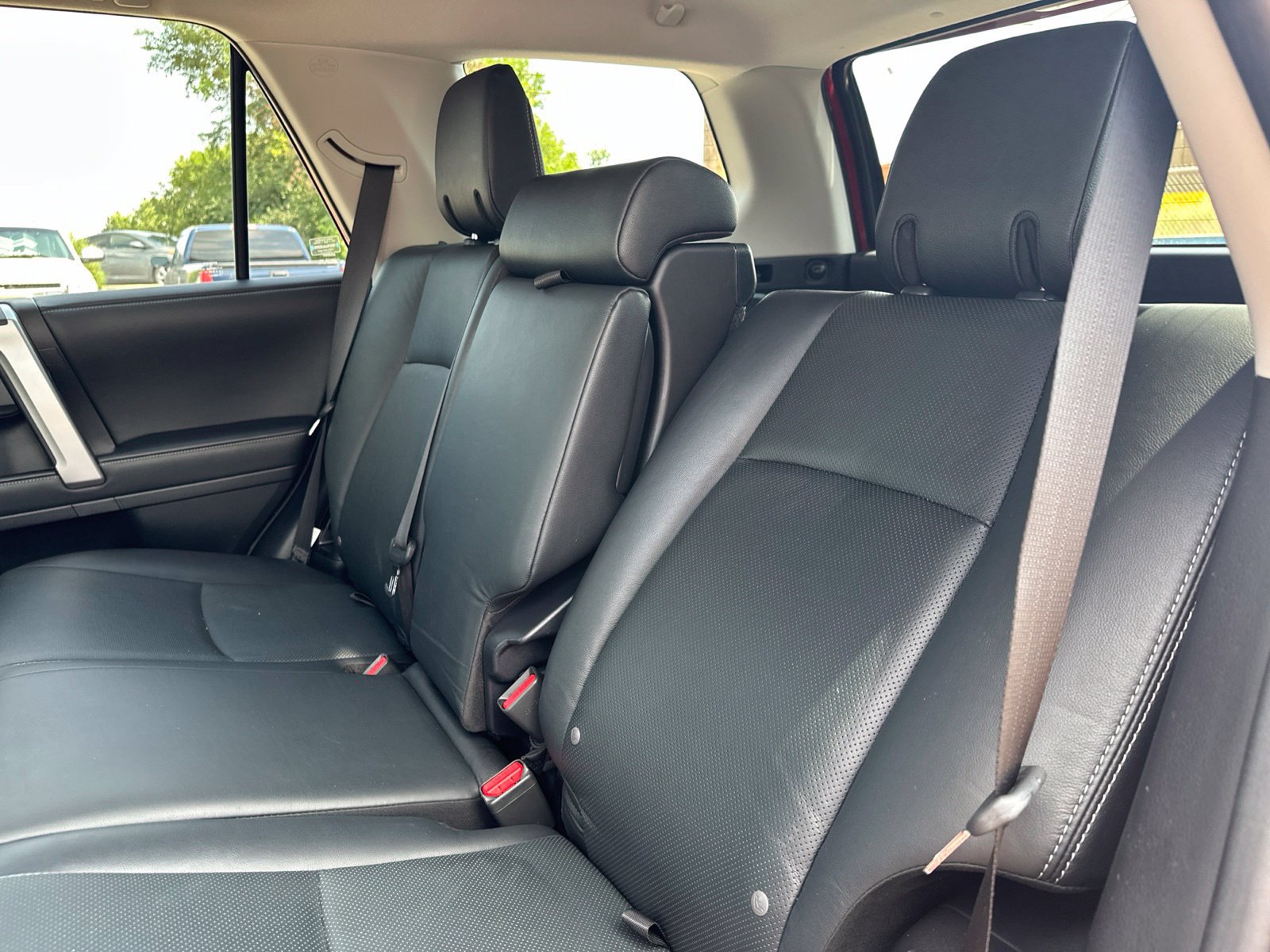 Used 2022 Toyota 4Runner Limited AWD/4WD image 22