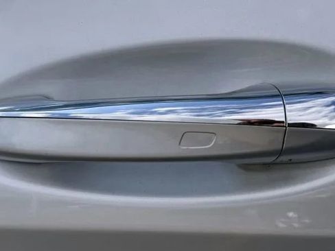 Used 2016 Mercedes-Benz C 300 Sedan image 11