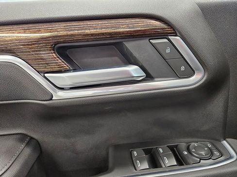 New 2026 GMC Sierra 1500 Elevation w/ Elevation Premium Package AWD/4WD image 18