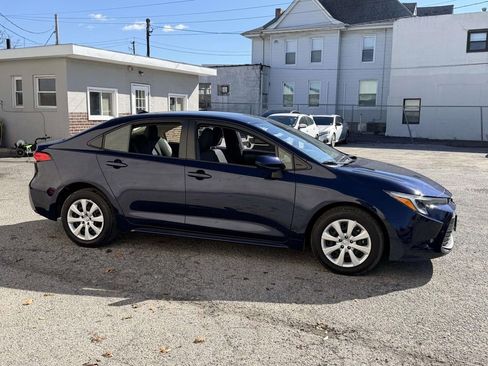 Used 2023 Toyota Corolla LE FWD image 7