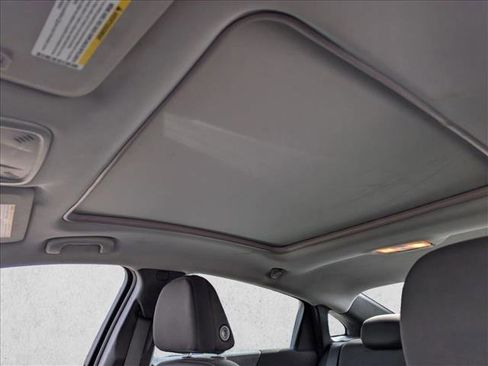 Used 2023 Chevrolet Malibu LT image 16