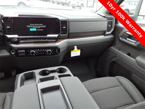 New 2026 Chevrolet Silverado 1500 LT image 17