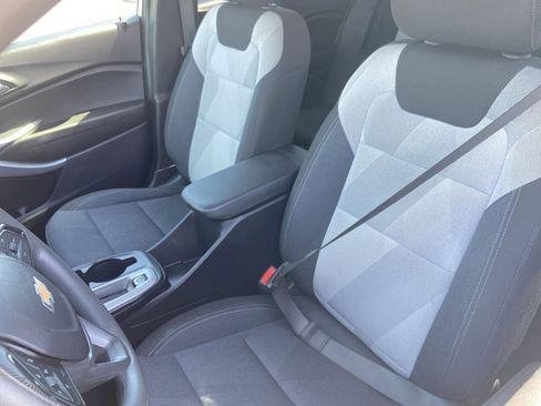 Used 2024 Chevrolet Trax LS FWD image 13