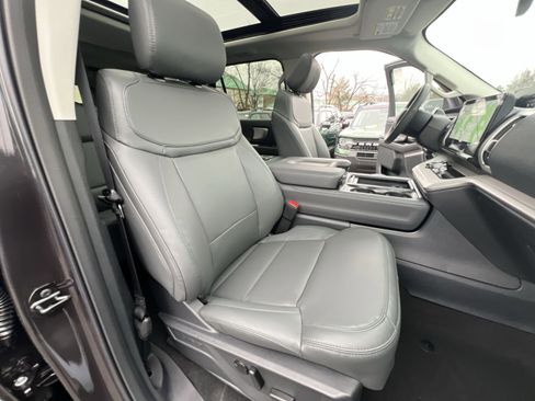 New 2026 Ford Expedition Max Active image 28