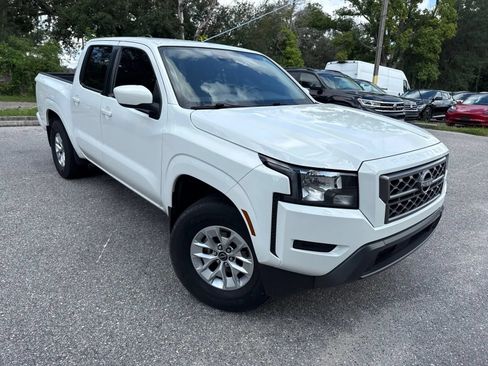 Used 2024 Nissan Frontier SV w/ Technology Package RWD image 5