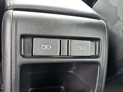 Used 2021 Honda Accord Sport image 11