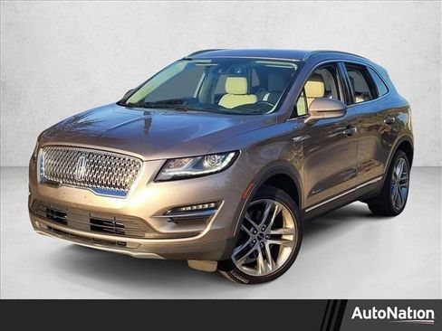 Used 2019 Lincoln MKC Reserve w/ MKC Climate Package image 1