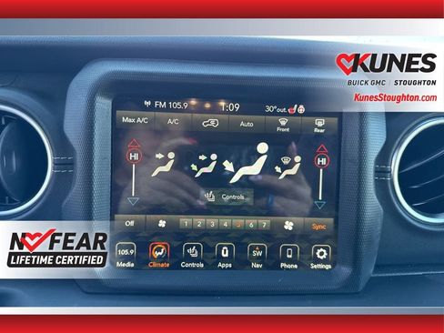 Used 2023 Jeep Wrangler Unlimited Sahara w/ Cold Weather Group image 32