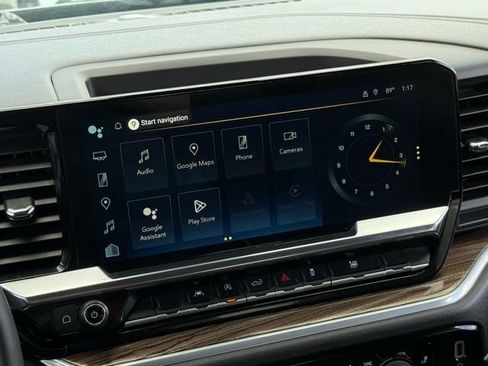 Used 2025 Chevrolet Silverado 1500 LT image 24