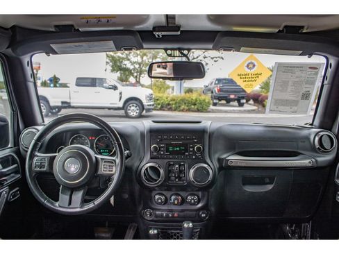 Used 2018 Jeep Wrangler Unlimited Sport S AWD/4WD image 20