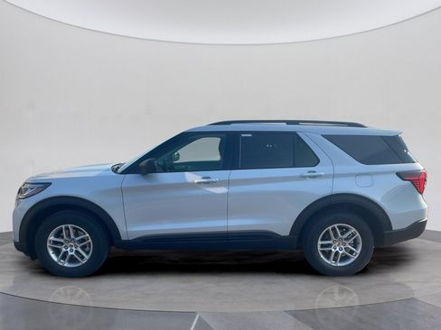New 2026 Ford Explorer Active AWD/4WD image 3