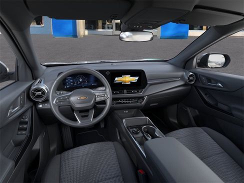 New 2026 Chevrolet Equinox LT image 15