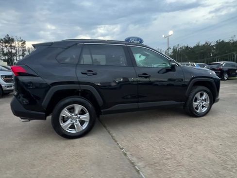 Used 2024 Toyota RAV4 XLE FWD image 7
