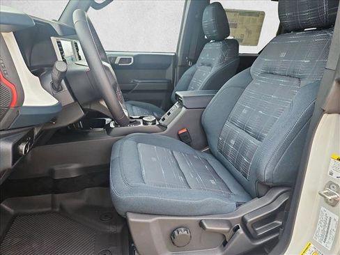 New 2026 Ford Bronco Heritage Edition AWD/4WD image 4