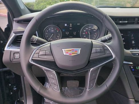 New 2026 Cadillac XT5 Premium Luxury w/ Driver Assist Package FWD image 11