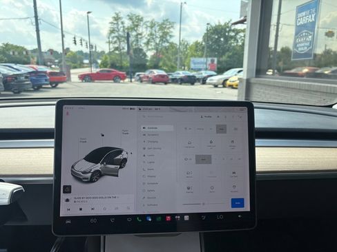Used 2020 Tesla Model Y Long Range AWD/4WD image 20