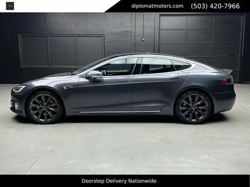Used 2018 Tesla Model S P100D image 4