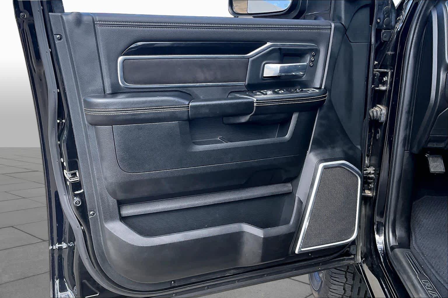 Used 2021 RAM 2500 Laramie AWD/4WD image 21
