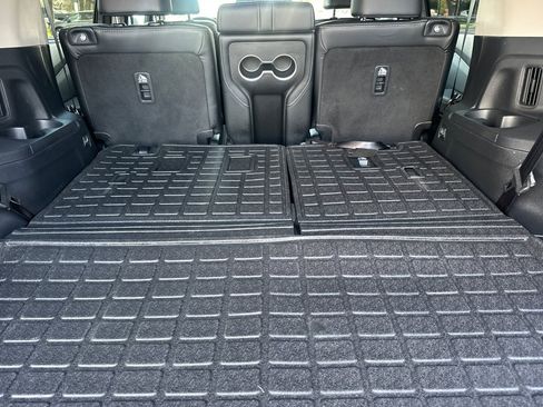 Used 2025 Honda Pilot EX-L image 20