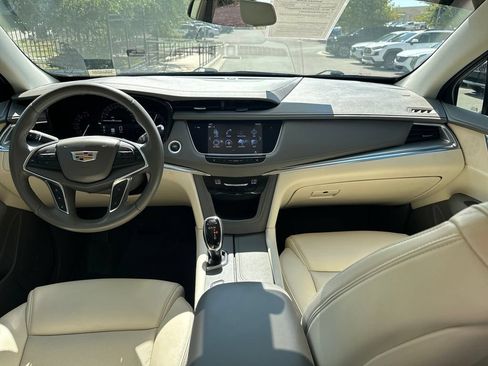 Used 2019 Cadillac XT5 Luxury FWD image 30