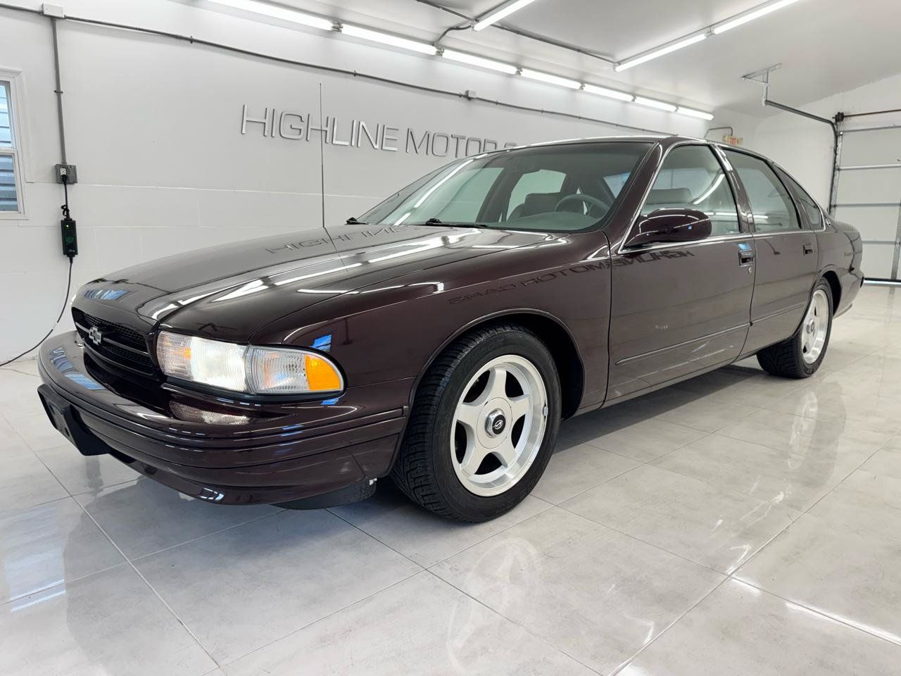 Used 1996 Chevrolet Impala SS RWD image 1
