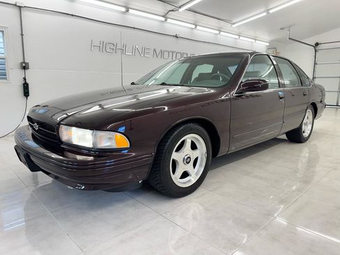 Used 1996 Chevrolet Impala SS RWD image 1