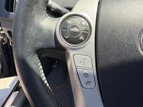Used 2011 Toyota Prius Four w/ Solar Roof Pkg FWD image 36