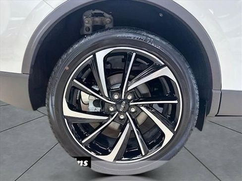 New 2024 Lincoln Corsair Reserve image 4