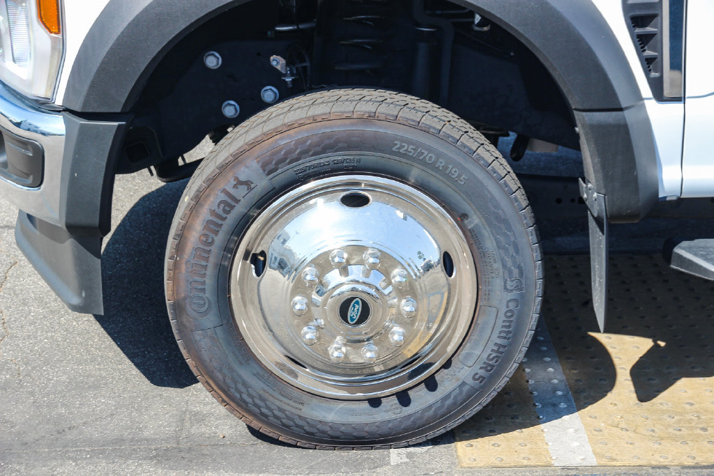 New 2024 Ford F550 2WD Regular Cab Super Duty image 13