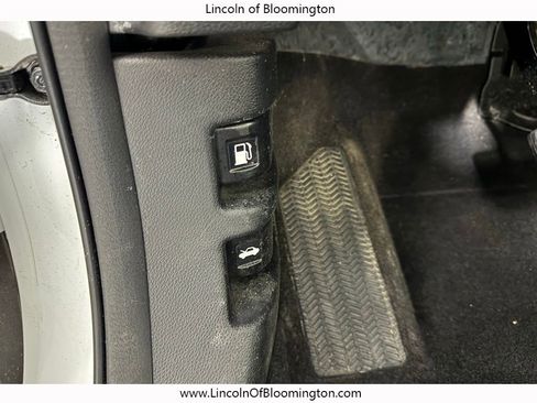 Used 2019 Honda CR-V Touring image 32