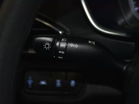 Used 2020 Hyundai Santa Fe SE image 10