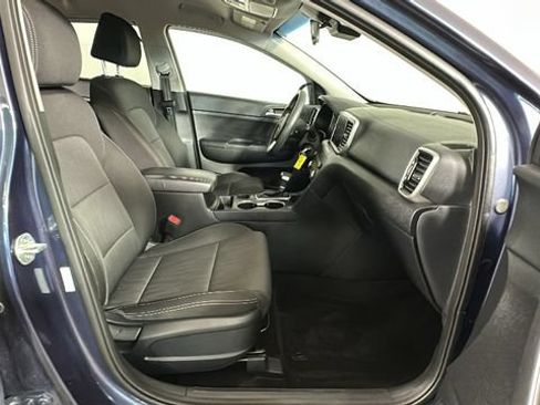 Used 2022 Kia Sportage LX AWD/4WD image 30