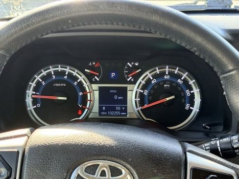 Used 2017 Toyota 4Runner SR5 image 19