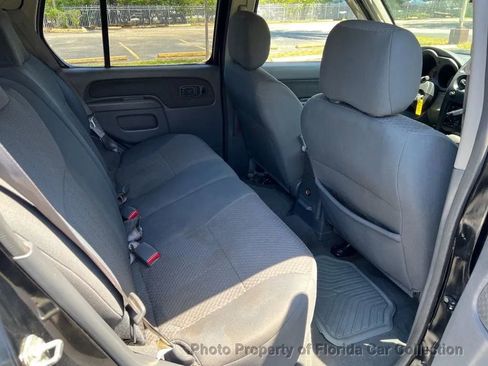 Used 2004 Nissan Xterra XE image 33