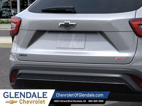 New 2026 Chevrolet Trax RS w/ Driver Confidence Package FWD image 14