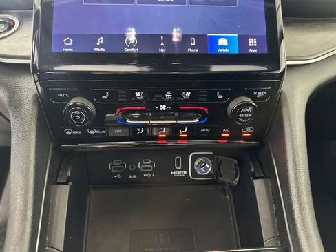 Used 2023 Jeep Grand Cherokee 30th Anniversary image 23