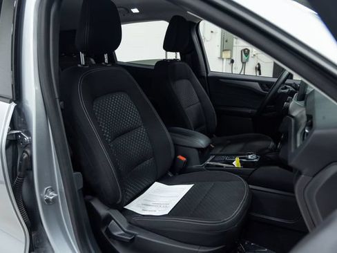 Used 2023 Ford Escape Active AWD/4WD image 25
