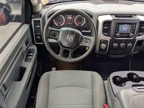 Used 2020 RAM 1500 Classic SLT RWD image 15