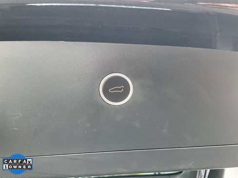 Used 2018 Tesla Model X 100D image 10