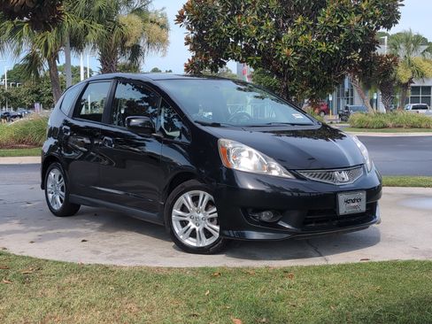 Used 2010 Honda Fit Sport image 2