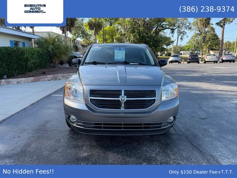 Used 2011 Dodge Caliber Mainstreet FWD image 2