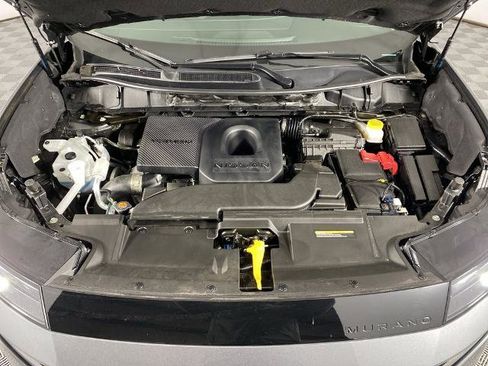 Certified 2025 Nissan Murano SV image 1