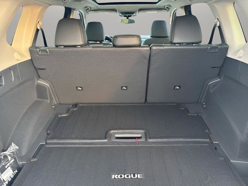 New 2026 Nissan Rogue Platinum w/ Platinum Premium Package AWD/4WD image 8