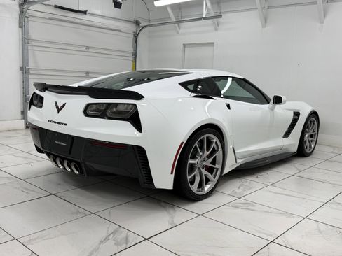 Used 2019 Chevrolet Corvette Z06 image 11