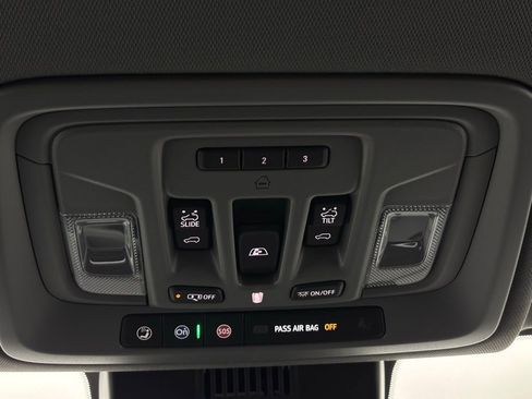 New 2026 GMC Sierra 1500 SLT w/ SLT Premium Package image 32