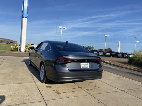 Used 2024 Honda Accord LX image 9