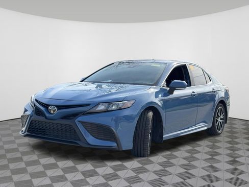 Used 2024 Toyota Camry SE w/ Convenience Package FWD image 14