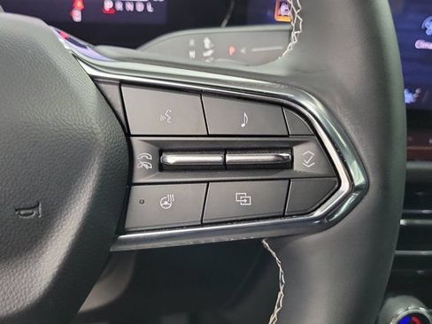 Used 2025 Chevrolet Traverse Z71 w/ Enhanced Driving Package AWD/4WD image 27
