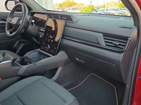 Used 2026 GMC Terrain AT4 w/ Convenience Package III image 33