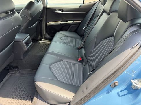 Used 2023 Toyota Camry SE FWD image 18